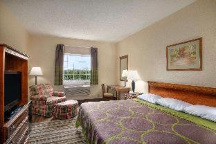 Super 8 By Wyndham Grayville Rom bilde