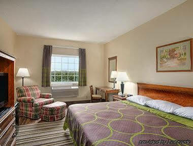Super 8 By Wyndham Grayville Eksteriør bilde